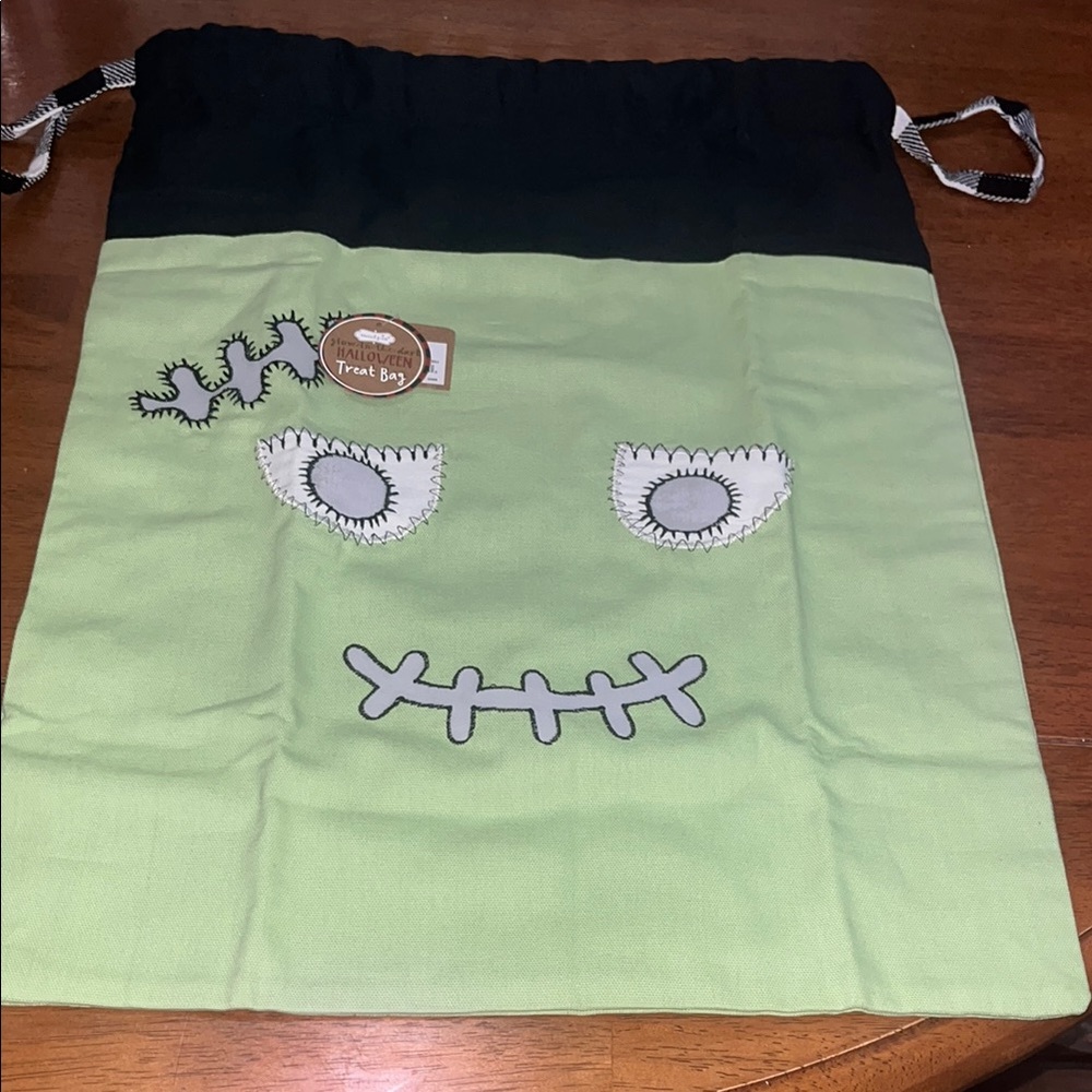 New Mudpie Monster pillow case Drawstring Bag  Halloween Glow n dark Cute